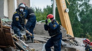 Жителям разрушенного дома в Астрахани выплатят компенсации