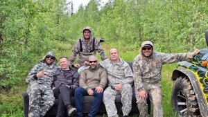 Покатушка по ЛЭПке при участии спец гостя на 39х CST. Нивы сломались, Уазы тоже. OFF ROAD.