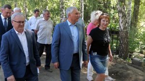 Вячеслав Володин ознакомился с реконструкцией Ботанического сада Саратовского государственного ун...