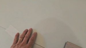 как укладывать ламинат своими руками на стену