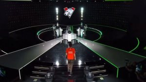 ⚡️Андрей Есипенко выиграл матч у Яна Непомнящего и вышел в финал верхней сетки группы А на Esports W
