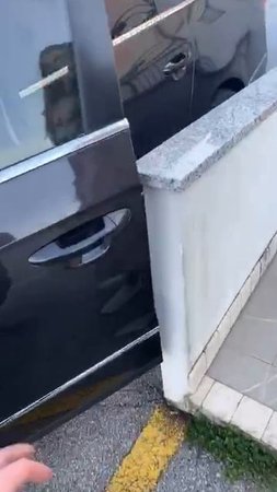 У мужика вся жизнь перед глазами пролетела 😂😅😁