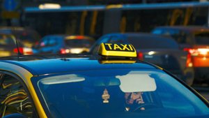 В Санкт-Петербурге мигрантам запретили работать в такси