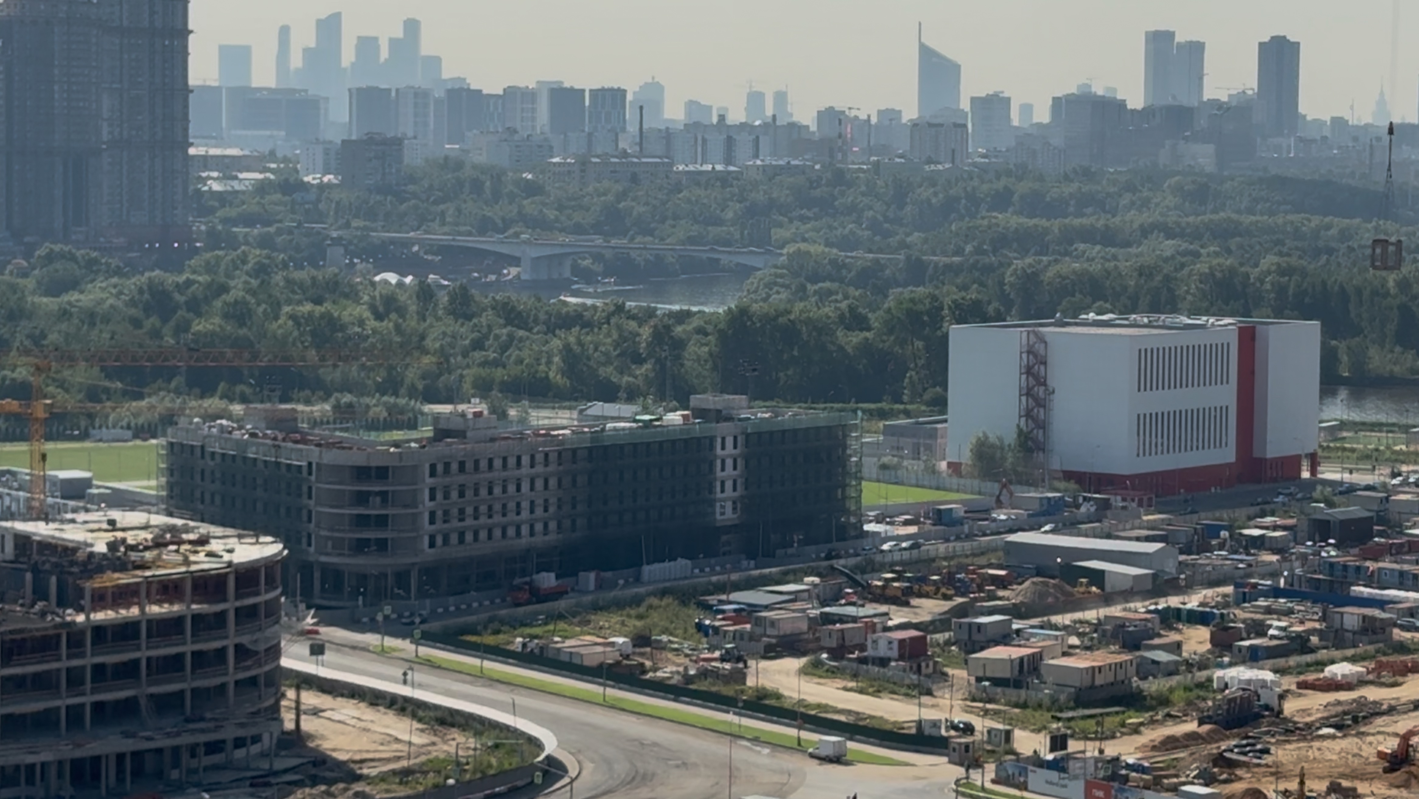 Внешняя камера в районе метро Спартак утро 29.07.2025 смотреть онлайн