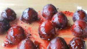 Ароматные хрустящие утиные ножки со сливами