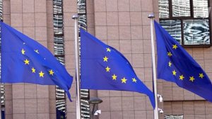 Экономисты оценивают будущие убытки ЕС из-за сделки с США в 0,7% ВВП еврозоны