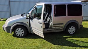 отмыли сиденье Ford Tourneo Космолёт