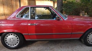 Обзор автомобиля Mercedes Benz 560 SL мерседес бенц 560 сл