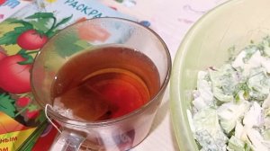пью вечерний чай в деревне