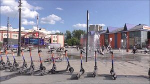 г.Ачинск. Площадь гор.ДК. Шагающий фонтан. 17.07.25г. Автор видео Елена Цыганова.