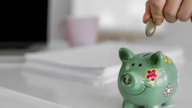 Переводят за нос: банки стали на месяцы лишать россиян доступа к их деньгам. смотреть онлайн