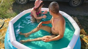 Парк. Обзор покупок. Бассейн. Жизнь на пенсии.