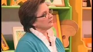 Художник Сергей Заграевский учит детей рисовать натюрморт. 2009 г.