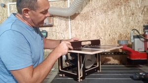 Столик 530 мм, для Makita SP 6000, откидной с линейками справа, крепления на ящик Makita.