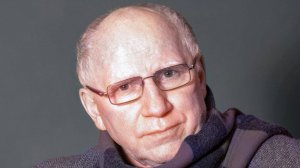 Валерий Баринов с авторской программой «Жизнь моя иль ты приснилась мне»