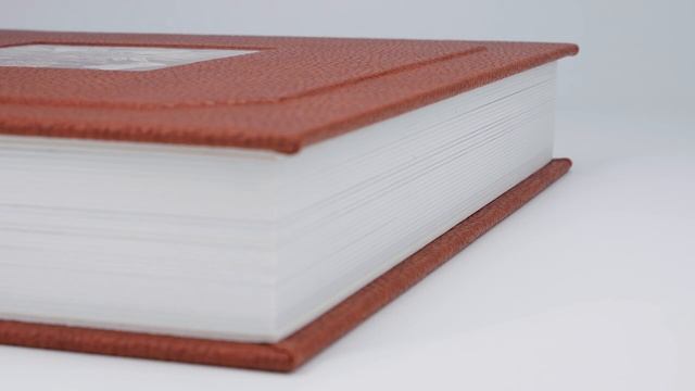 Фотокнига премиального качества с кожаной обложкой. Подарок для Петра Тимофеевича Стронского смотреть онлайн