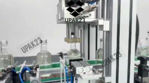 Промышленная линия розлива, укупорки и этикетировки.