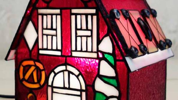 Светильник в виде пряничного домика RCN 64