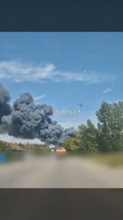 💥Мощный прилет по Харьковской области: поражен склад ВСУ