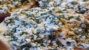 Баклажан с куриными колбасками и творожно-сырной шапкой