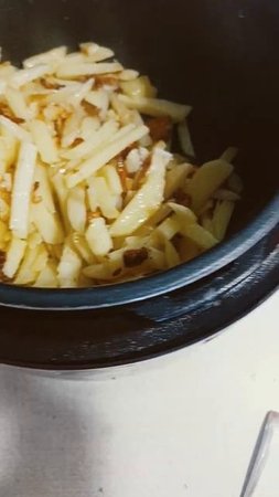 Картошечка с лисичками ,сальцо.