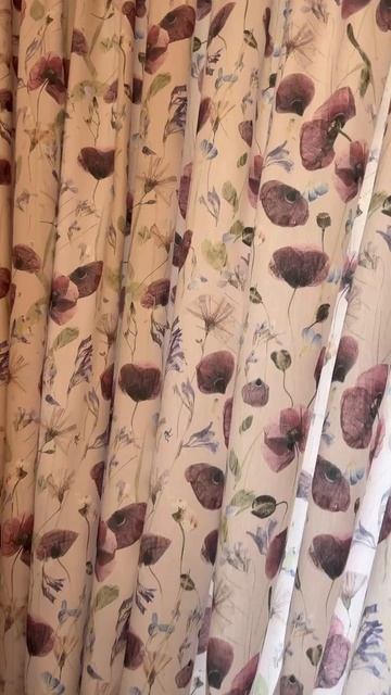 Шторы с принтом из цветов