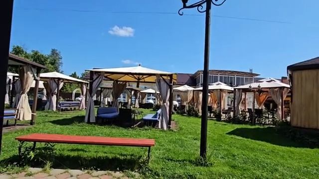 НЕБОЛЬШАЯ ПРОГУЛКА...ИНГА ХОСРОЕВА.