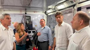 Глава «Роскосмоса» Баканов посетил Центр управления полетами NASA в Хьюстоне