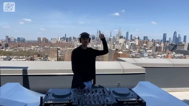 Cosmic Gate_Classic Set From New York Rooftop