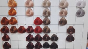 косметика в жизни девушек