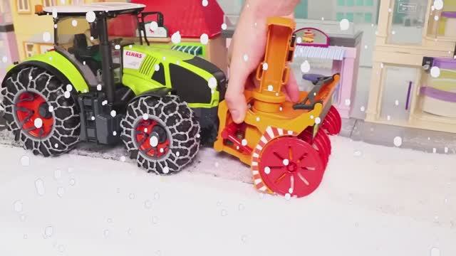 Снегоуборочная машина чистит дорогу! Зимние приключения техники в снегу ❄️ Для детей 3-6 лет смотреть онлайн