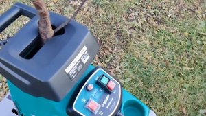 Садовый измельчитель  Зубр 2800