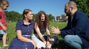 Бонус из видео музыкальные вопросы прохожим в центре Санкт-Петербурга лето 2025 часть 2