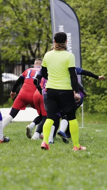 "Атаковать" можно каждого смотреть онлайн