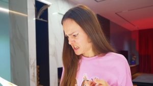ОТКРЫЛИ РЕСТОРАН СУШИ у Себя ДОМА! Кто лучше сделает ресторан Челлендж?