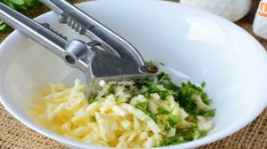 Баклажаны фаршированные сыром в духовке