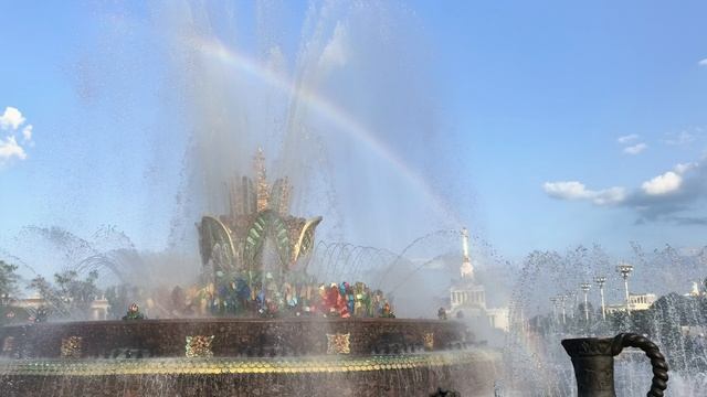 4K-видео на основную камеру HUAWEI Pura 80 Pro смотреть онлайн