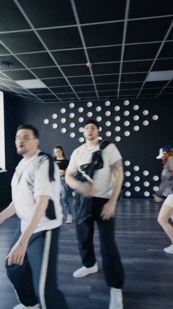 Как думаете, можно вернуть любовь, если "сошли с орбит", или это точка невозврата?