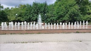 Тюмень. Фонтан в Комсомольском сквере