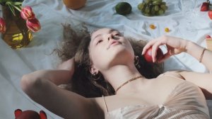 7661806-uhd_4096_2160_24fps