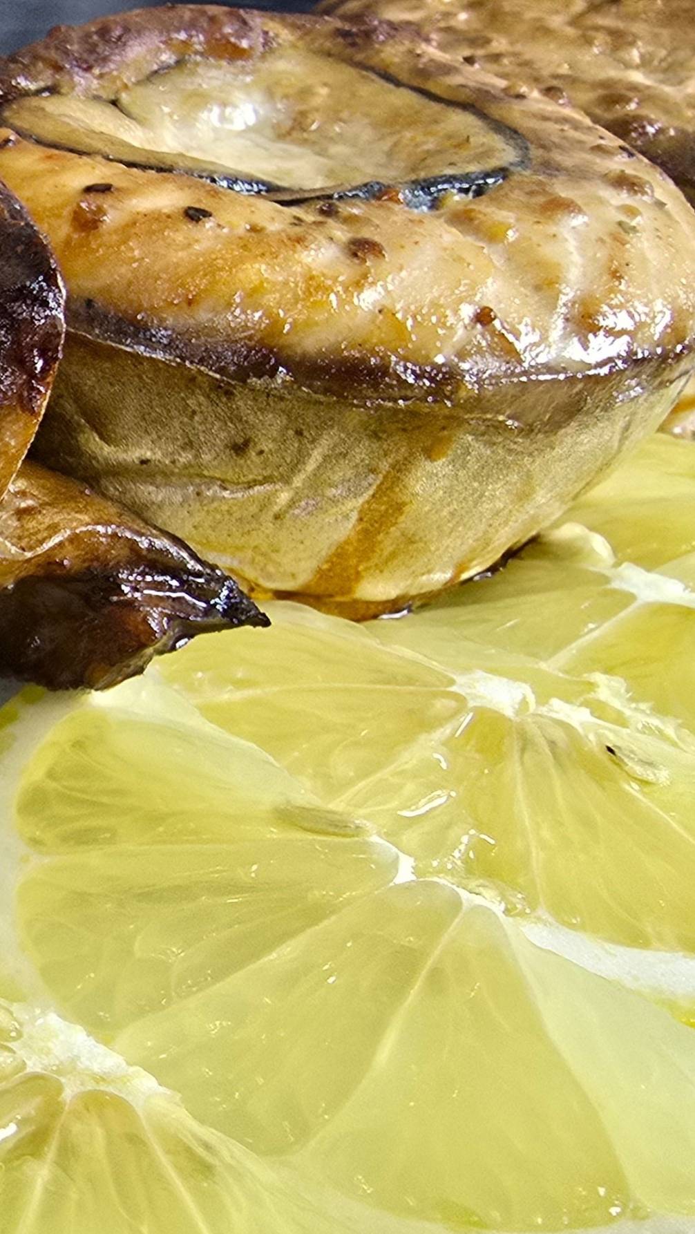 Потрясающая скумбрия запеченная в духовке. Рулеты из скумбрии – домашние рецепты.