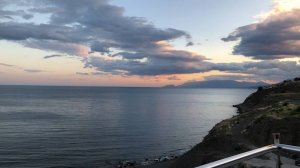 По Крыму пешком. Морское. К памятнику группе "Кино" по пляжам. Отель на берегу моря