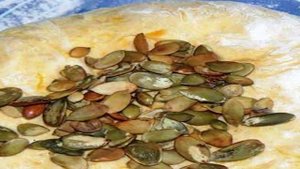 Хлеб с тыквенными семечками