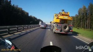 Байкеру переехал ногу самосвал( Наро-Фоминск)