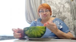 Вкусный арбузик😊👍