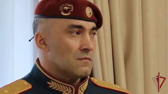 Генерал-майор из Башкирии Руслан Гарифуллин получил звание Героя России смотреть онлайн