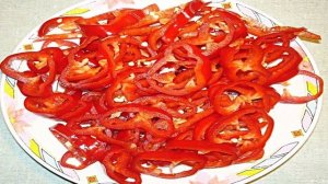 Греческий салат с помидорами