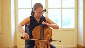 Зоя Дуденкова - И.С.Бах Прелюдия Куранта из 1-ой сюиты соль мажор