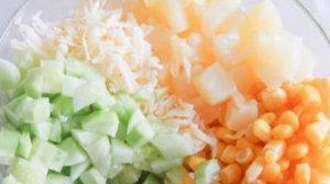 Быстрый салат с куриной грудкой