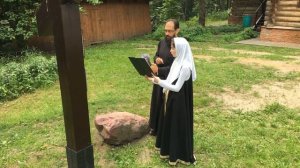 Серафим Саровский. Тропарь, кондак, величание.